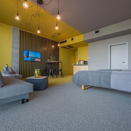 Urbihop Hotel Vilnius Ruang foto