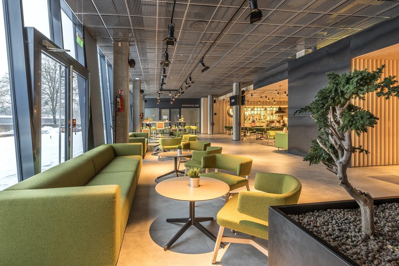 Urbihop Hotel Vilnius Bagian luar foto