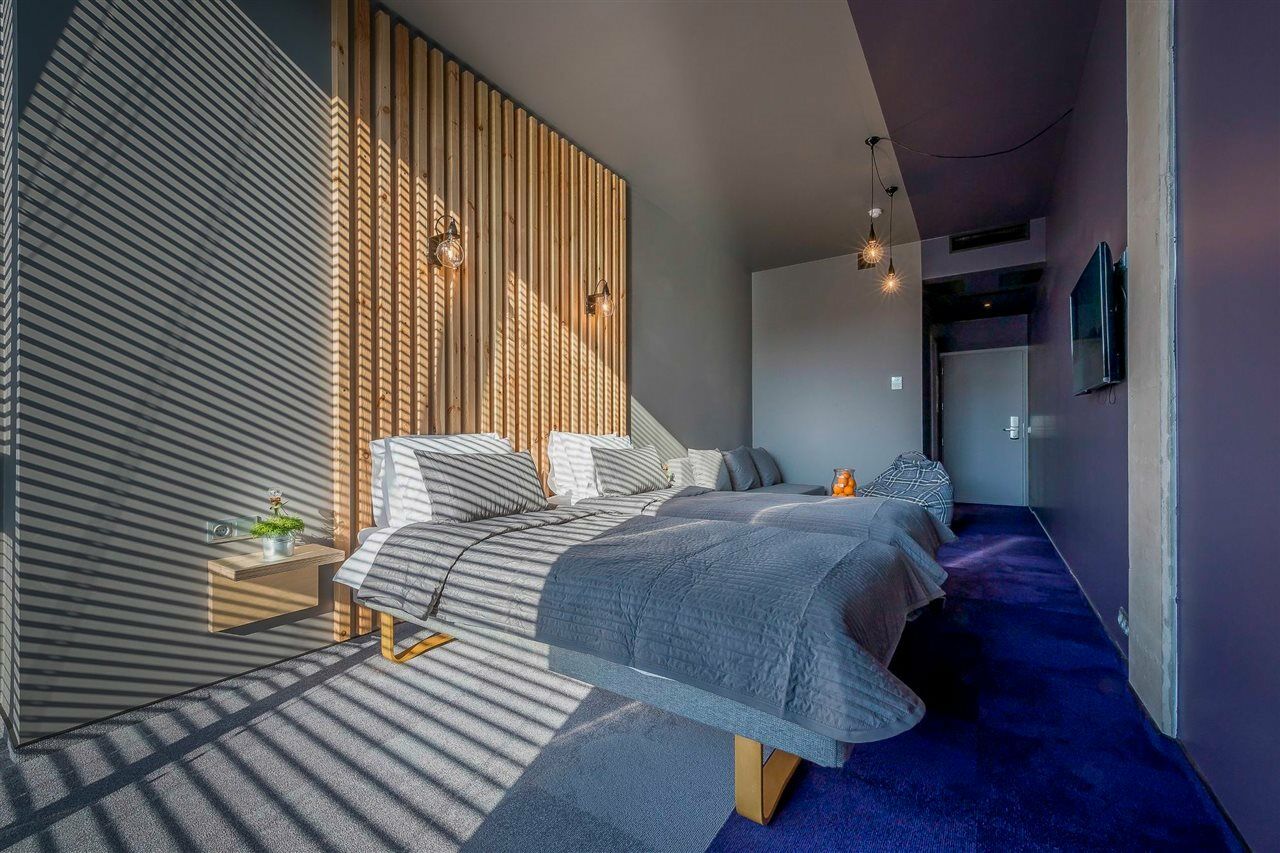 Urbihop Hotel Vilnius Bagian luar foto