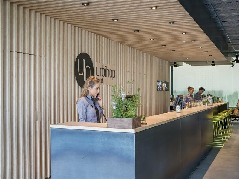 Urbihop Hotel Vilnius Bagian luar foto